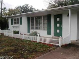 925 NW 10th Ave, Boynton Beach, FL 33426