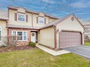 357 Ascot Ln, Streamwood, IL
