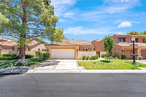 5142 Southern Hills Ln Photo 1