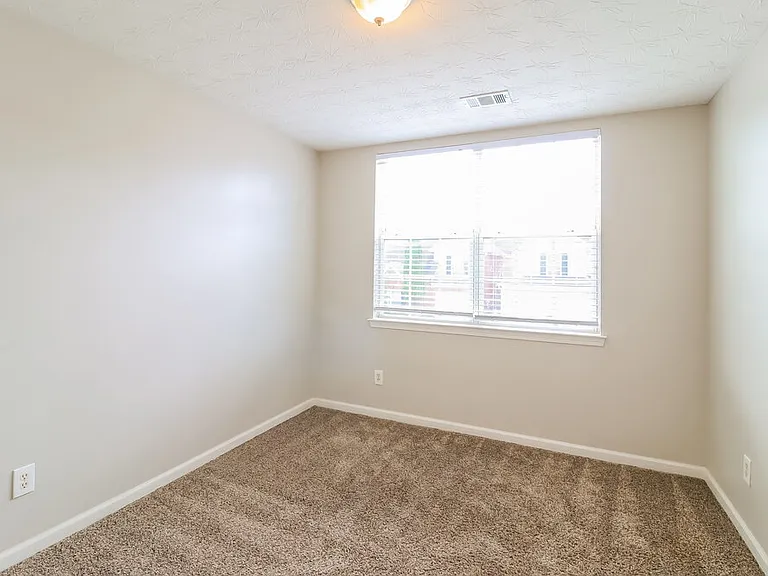 1114 Dunaway Dr — Photo 15