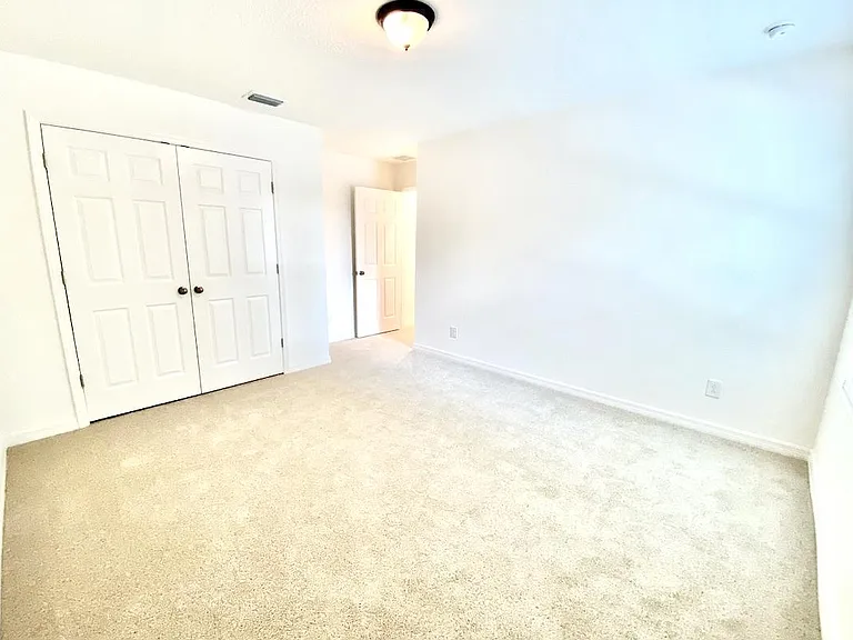 924 Avenal Ln — Photo 31