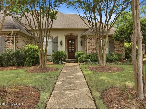 201 Grande Cv, Brandon, MS 39042
