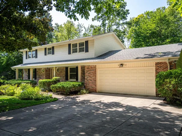 1635 Milrod LANE, Brookfield, WI 53005