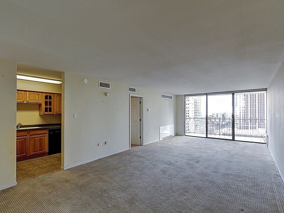1st image of 1020 15th St APT 15G