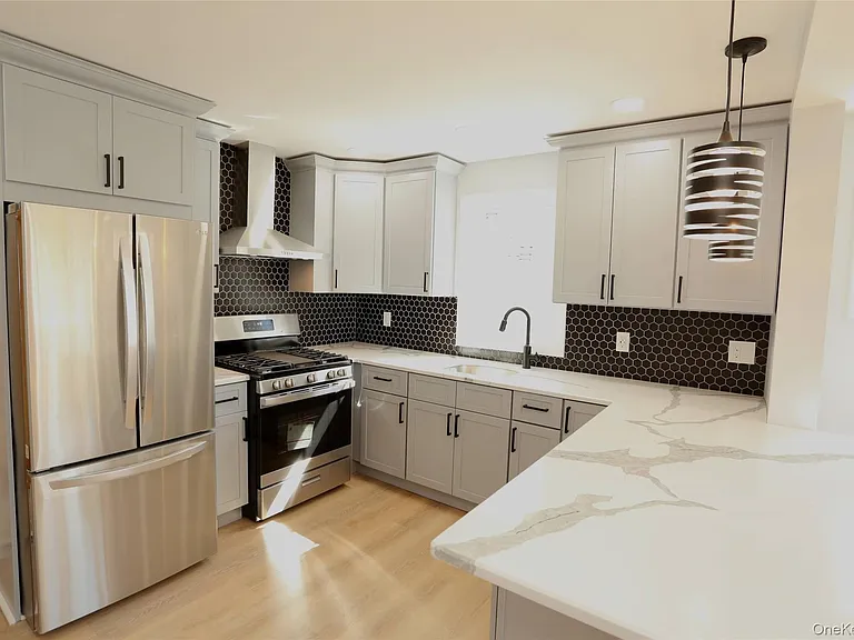 149 Brightwood Ave — Photo 5