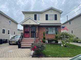 6210 Burchell Rd, Arverne, NY 11692