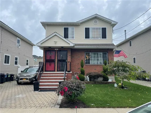 6210 Burchell Rd, Arverne, NY 11692