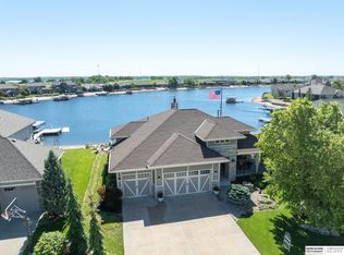 8105 N 281st Ave, Valley, NE 68064