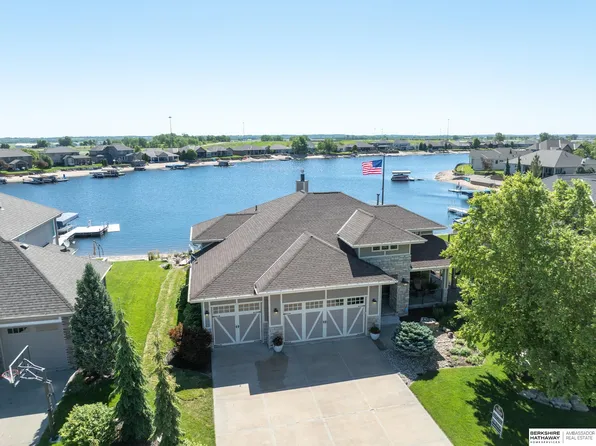 8105 N 281st Ave, Valley, NE 68064