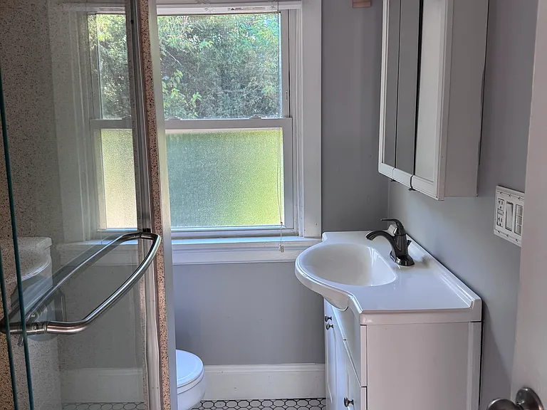Upstairs Bathroom