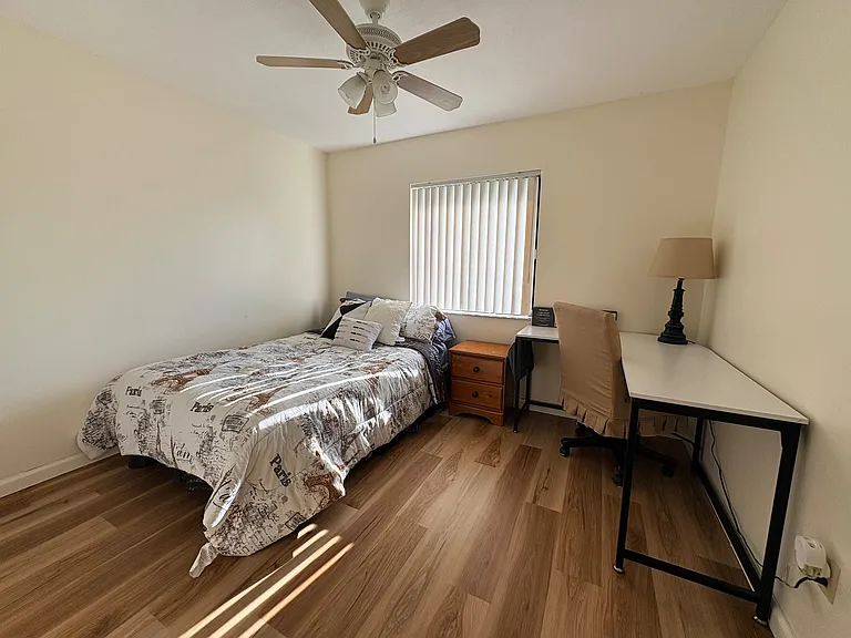 1481 Mosswood Dr — Photo 10