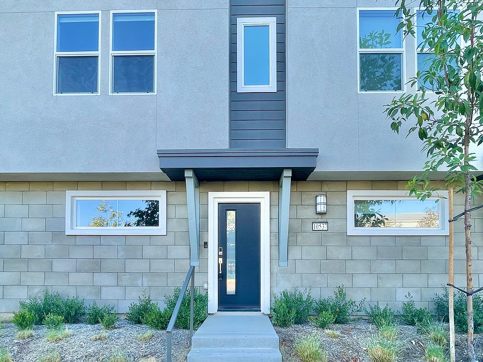 1st image of 10537 Derella Way