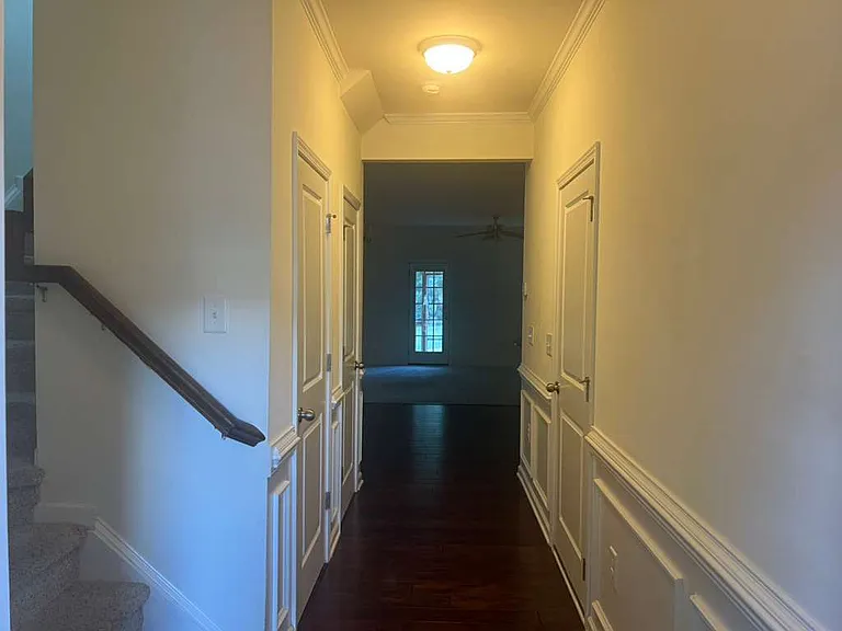 517 Panorama View Loop — Photo 3