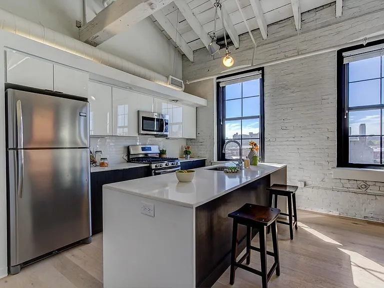 430 Fairmount — Photo 18