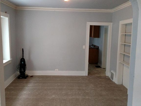 2nd image of 1619 Francis Ave SE
