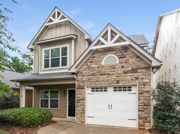 180 Preserve Dr, Newnan, GA 30263
