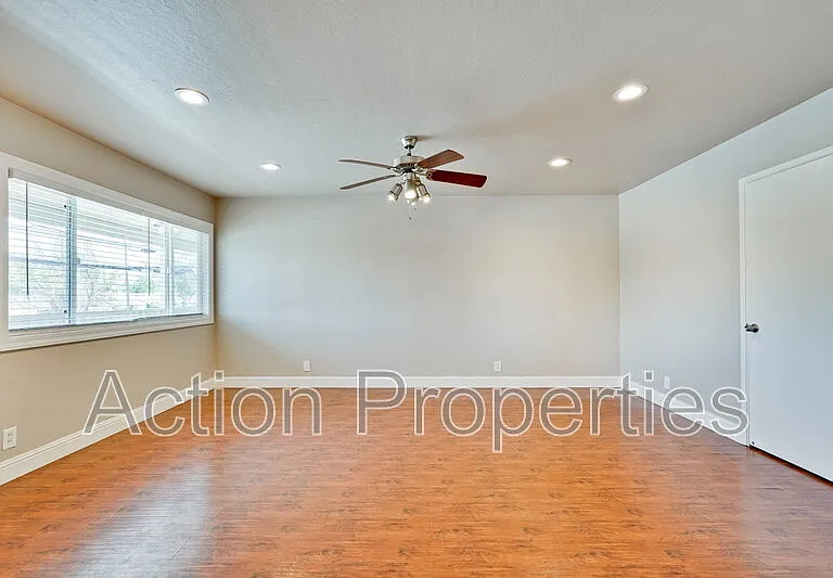 4545 Moorpark Ave #2 — Photo 4