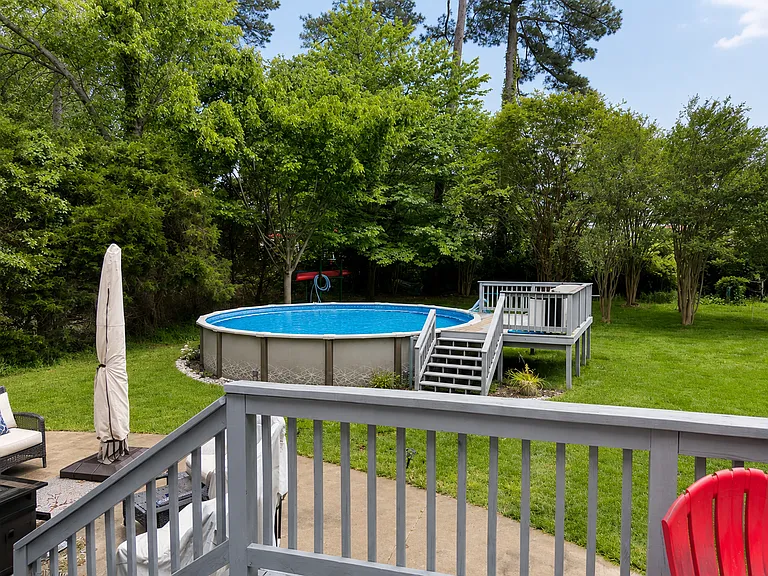 221 Wilson Dr — Photo 47