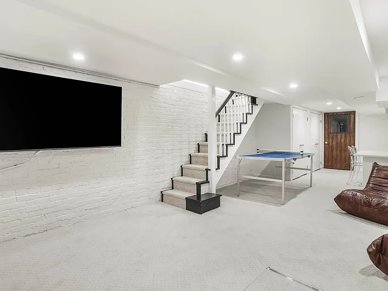 1313 22nd St NW — Photo 35