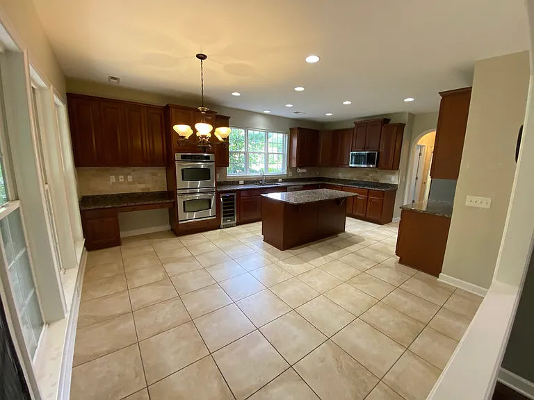 1515 Red Oak Dr — Photo 21