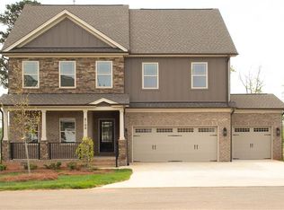 8100 Simon Dr, Stokesdale, NC 27357