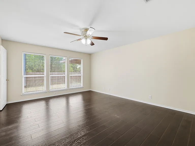 9324 Cedar Point — Photo 15