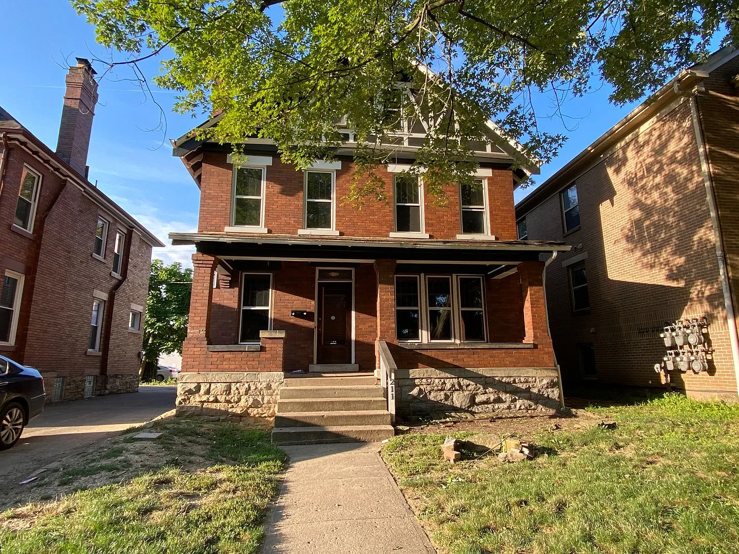 E 16th Ave 211 IF — Photo 1