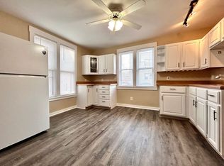 305 Charles Ave SE, Grand Rapids, MI 49503