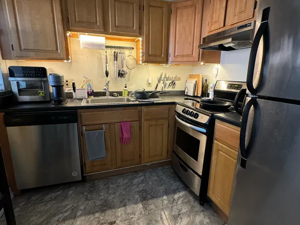 585 Beacon St APT 3, Boston, MA 02215