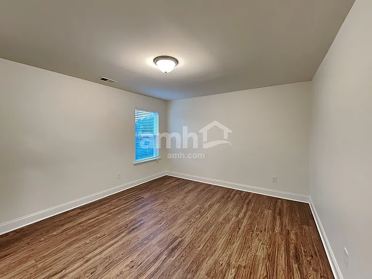8115 Brookbend Dr — Photo 16