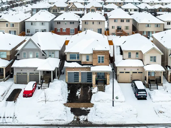 71 Harpin Way W, Centre Wellington, ON N1M 0H1