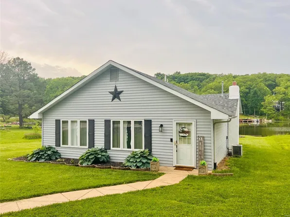 4193 S Shore Dr, Catawissa, MO 63015