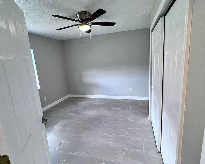 2410 S Brocksmith Rd — Photo 25