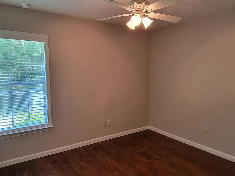 39 Baker Dr — Photo 22