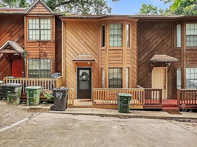 424 Victory Garden Dr #3 — Photo 1