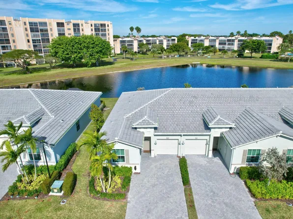 7017 Peters Lane, Delray Beach, FL 33446
