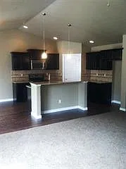 1326 Union Square — Photo 2