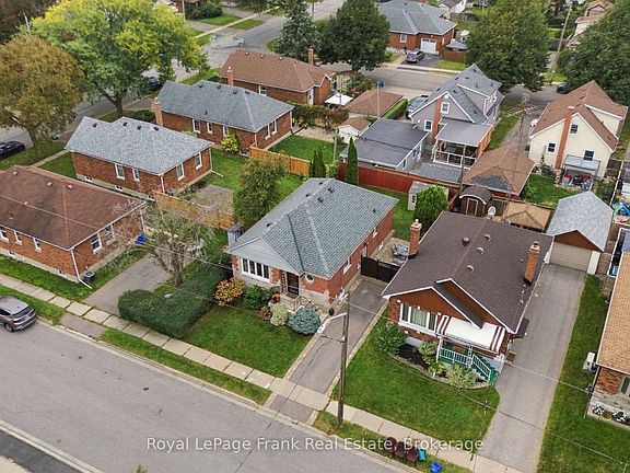 4th image of 379 Arthur St
