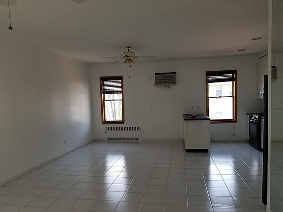 2nd image of 1876 W 11th St #2