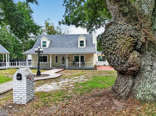 9211 Point Aux Chenes Rd, Ocean Springs, MS 39564