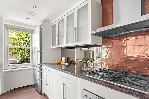 Sold by Corcoran | media 6