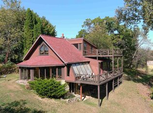 3961 High Point Rd, Spring Green, WI 53588