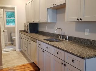 42 Windsor St, Worcester, MA 01605