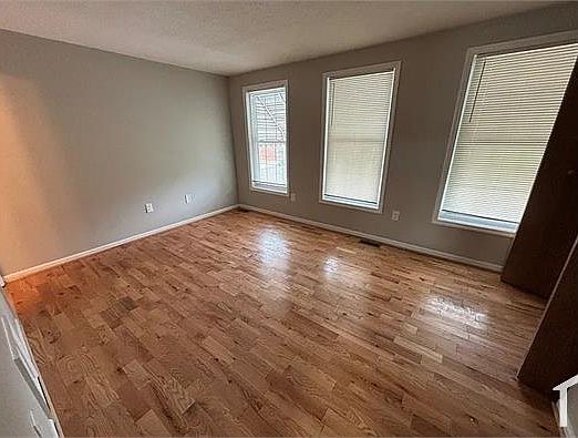 1st image of 1511 Retreat St