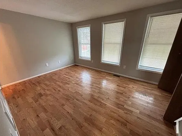 1511 Retreat St, Baltimore, MD 21217