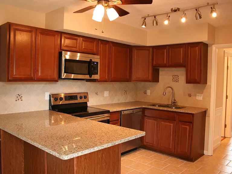 29 Boxwood Ct — Photo 2
