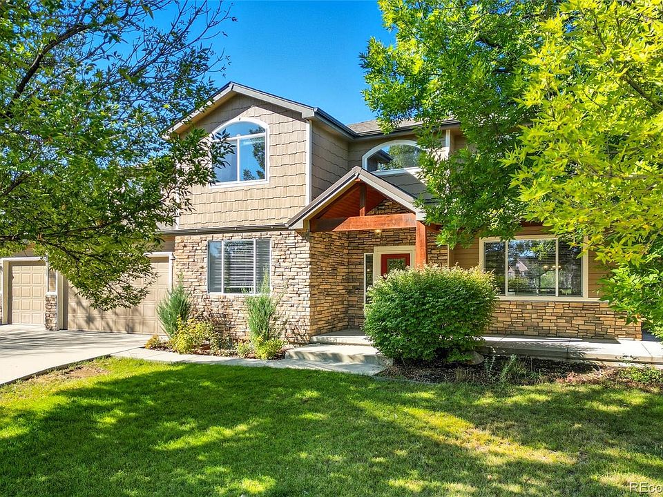 1st image of 2698 Trailridge Drive W