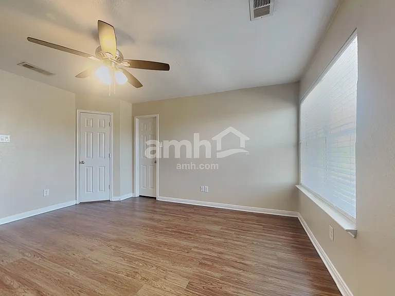 501 Hidden Dale Dr — Photo 9