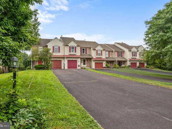 640 New Market Dr, Souderton, PA 18964