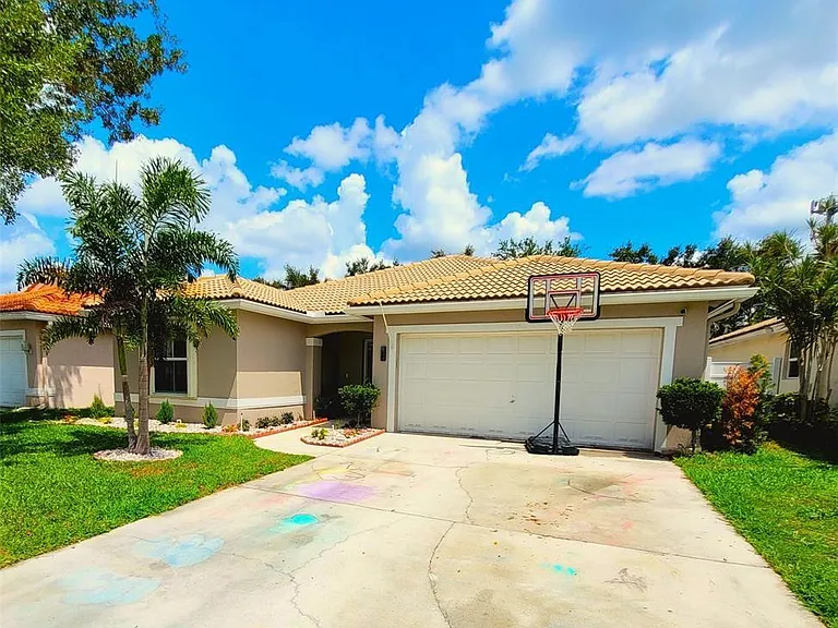 6416 Barton Creek Cir — Photo 1